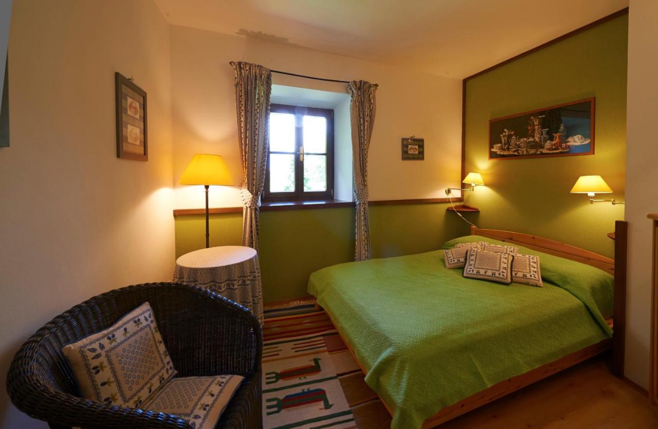 Ferienapartments Gutshof Brandis Лана Екстериор снимка